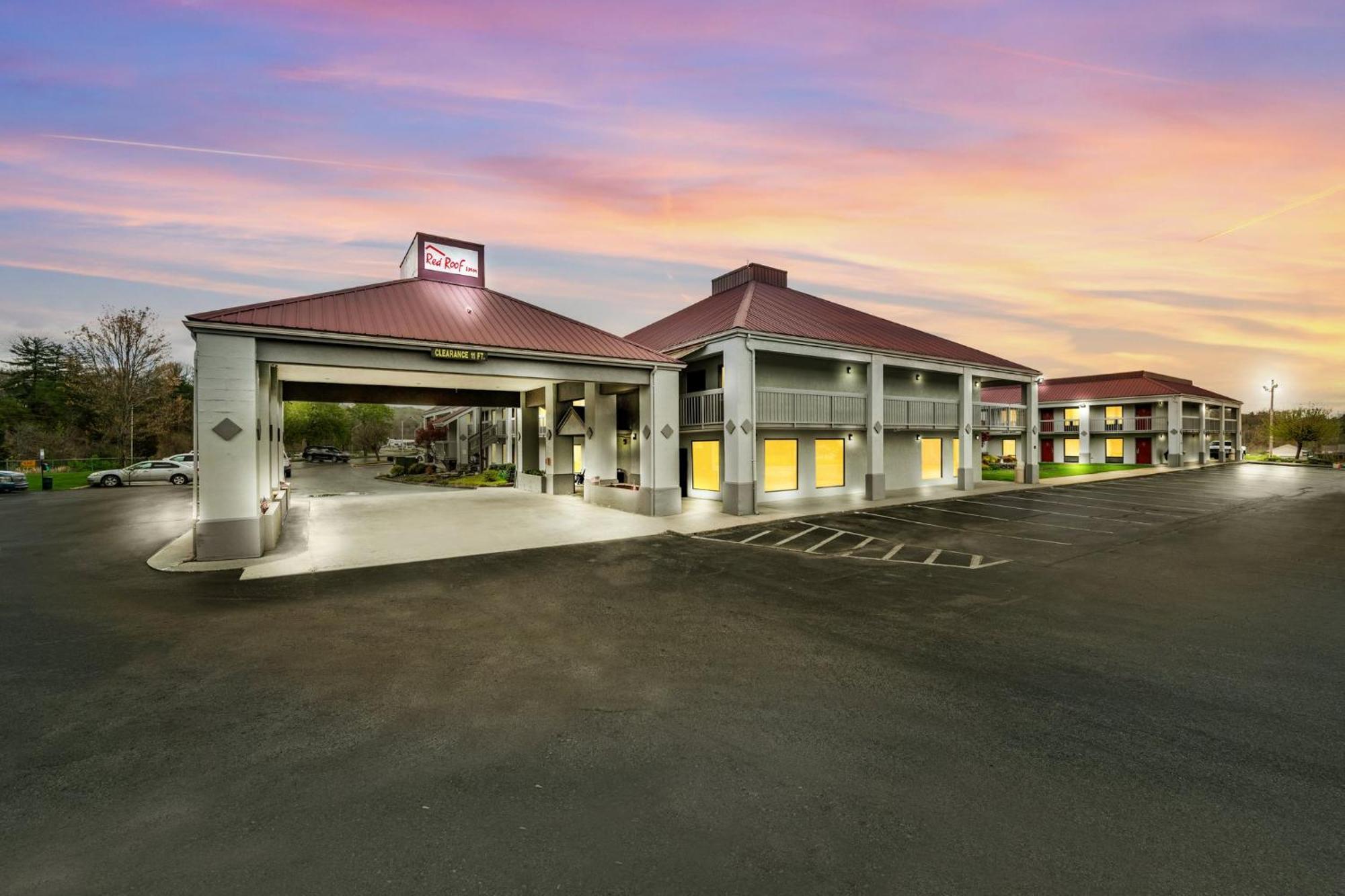 Red Roof Inn Kingsport Exterior photo