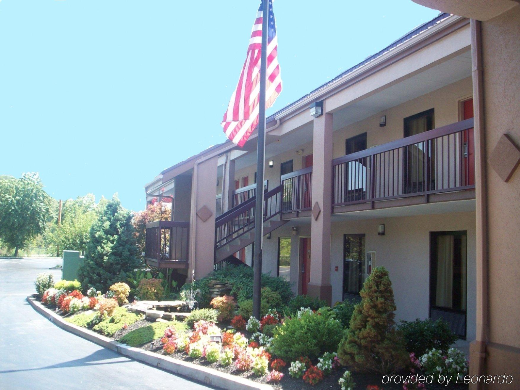 Red Roof Inn Kingsport Exterior photo